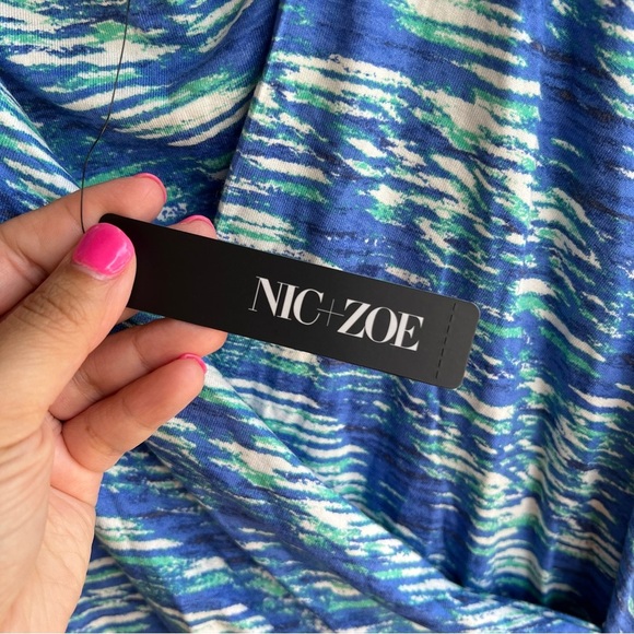 NIC+ZOE Women’s Sleeveless V-Neck Wrap Twist Blue Multicolor Top Size L NWT - Picture 4 of 6